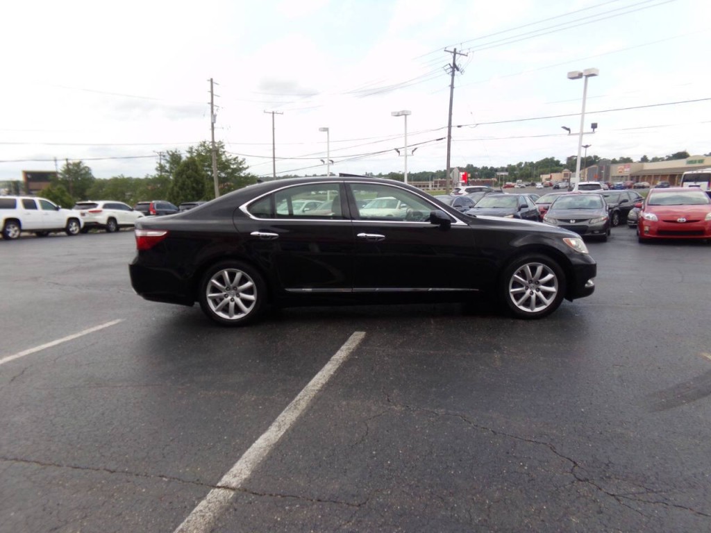 2008 Lexus LS 460 Image 6