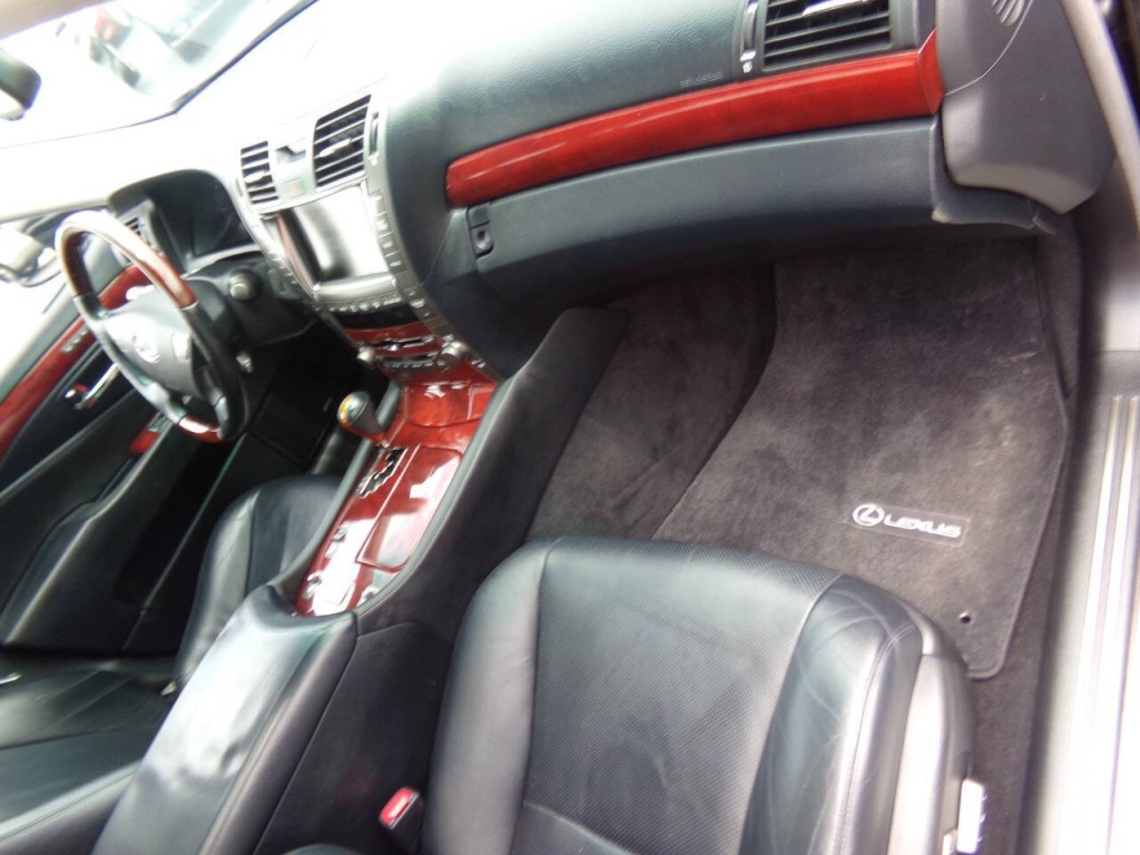 2008 Lexus LS 460 Image 35