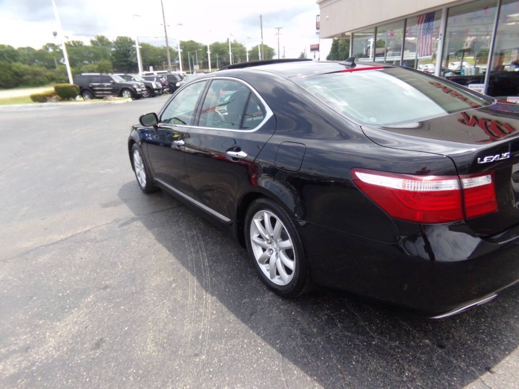 2008 Lexus LS 460 Image 43