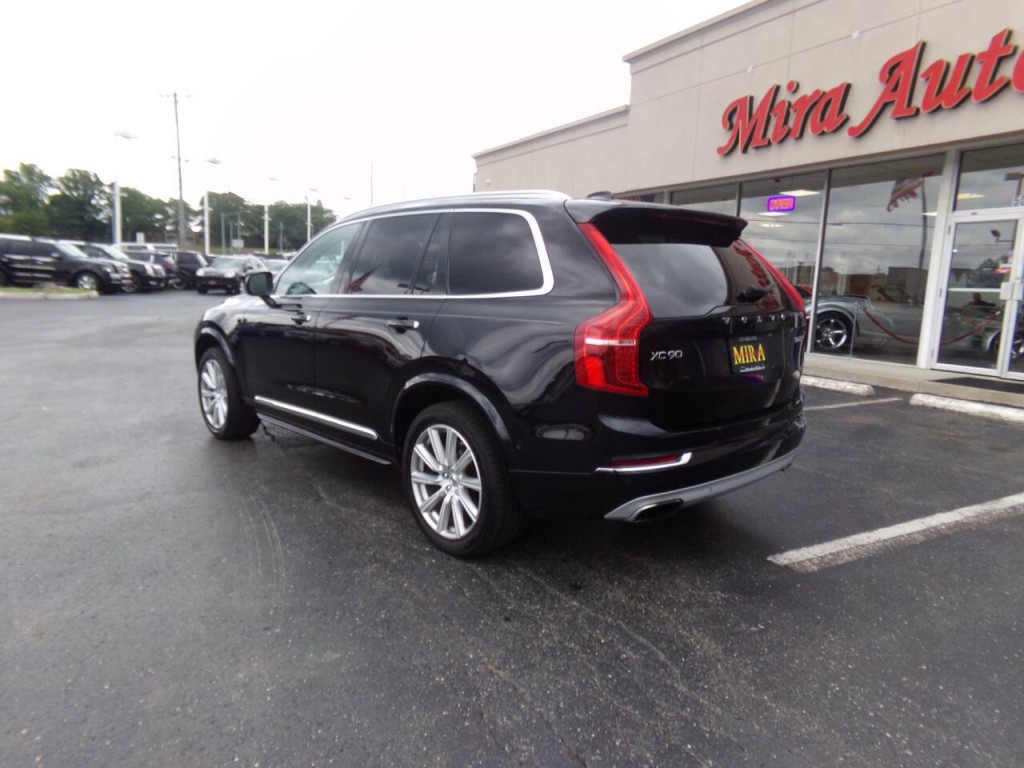 2016 Volvo XC90 Image 9