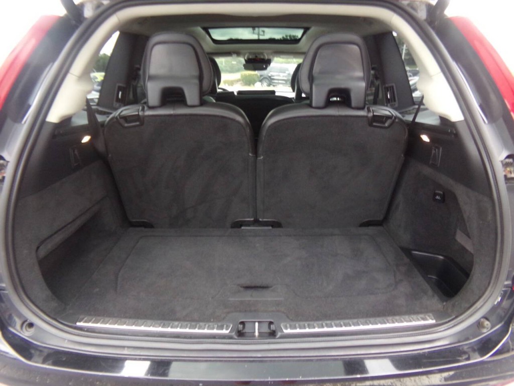 2016 Volvo XC90 Image 21