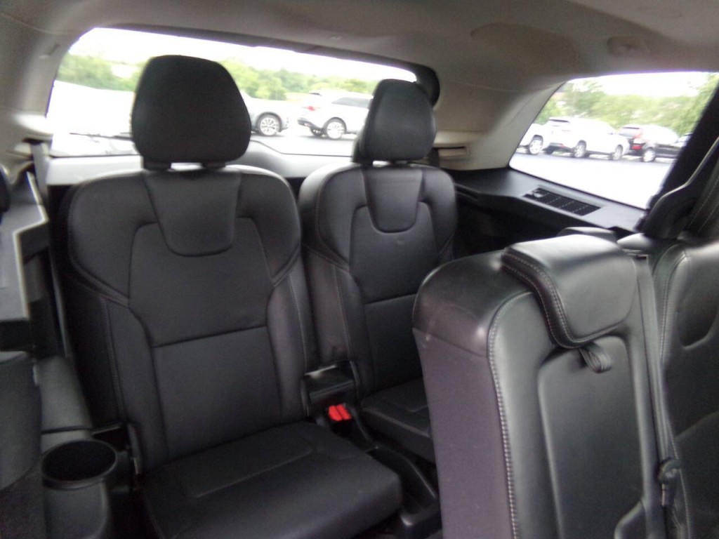 2016 Volvo XC90 Image 27