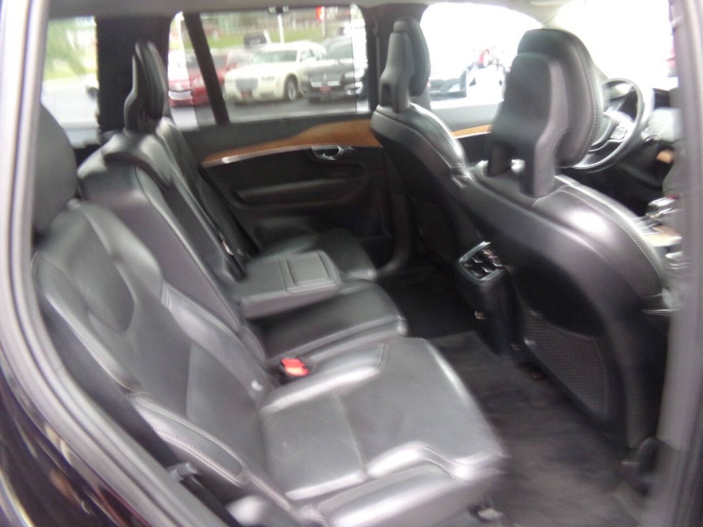 2016 Volvo XC90 Image 28