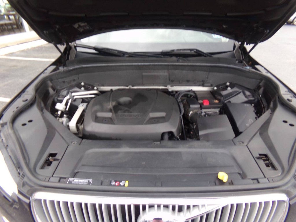 2016 Volvo XC90 Image 36