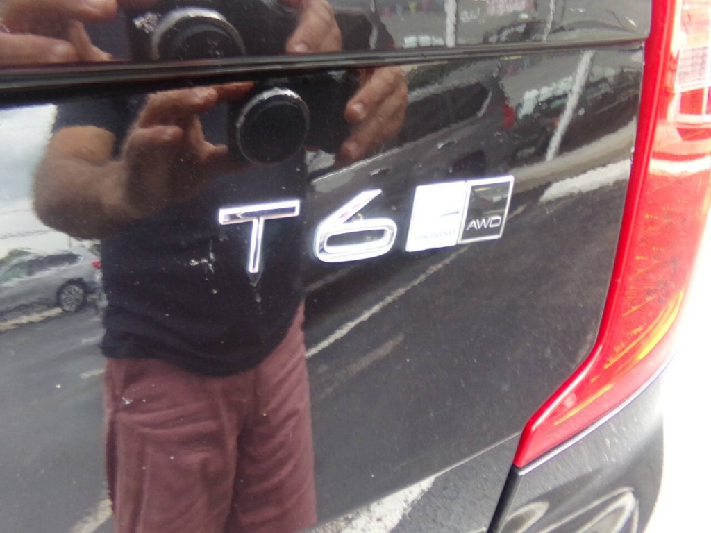 2016 Volvo XC90 Image 44