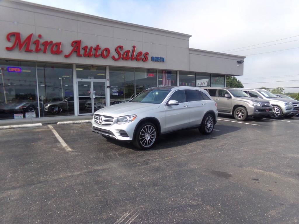 2016 Mercedes-Benz GLC-Class Image 3