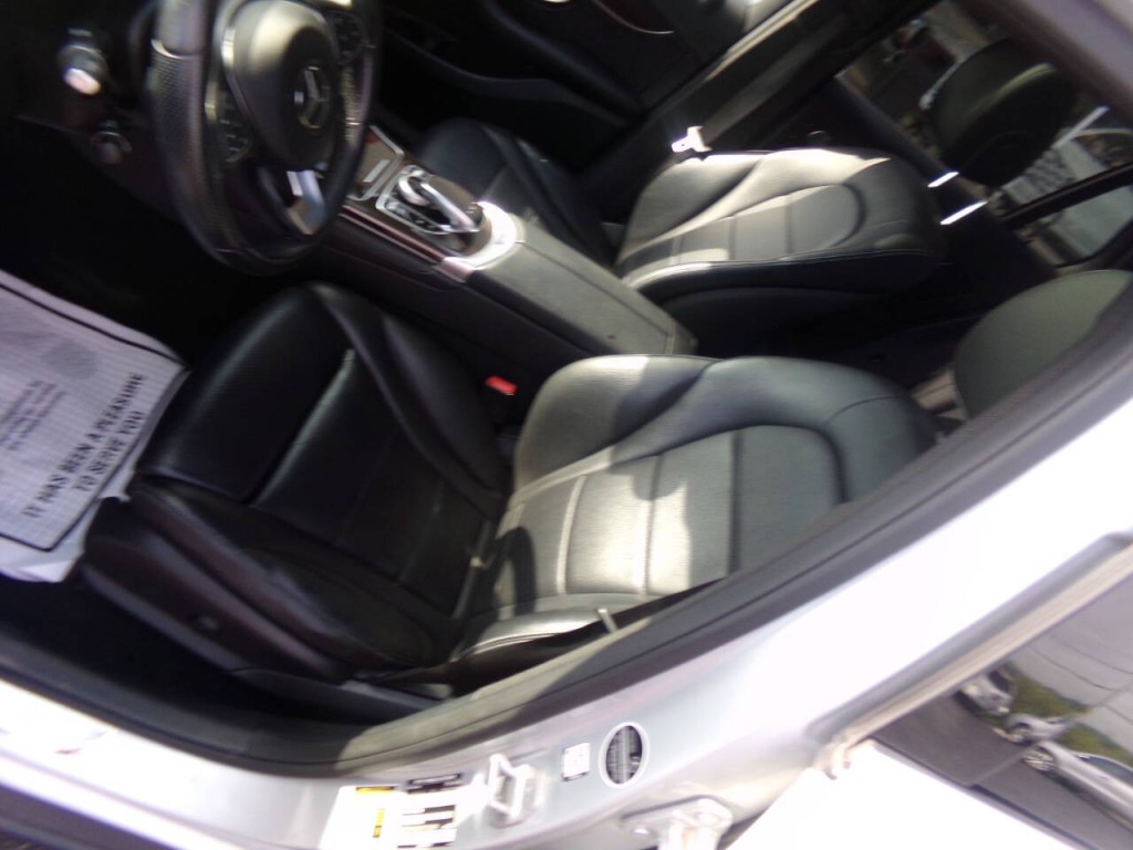 2016 Mercedes-Benz GLC-Class Image 12