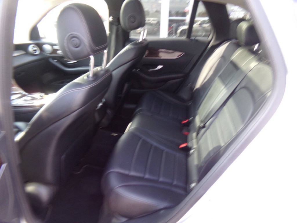 2016 Mercedes-Benz GLC-Class Image 14