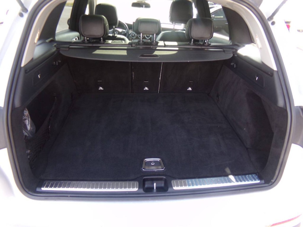 2016 Mercedes-Benz GLC-Class Image 21