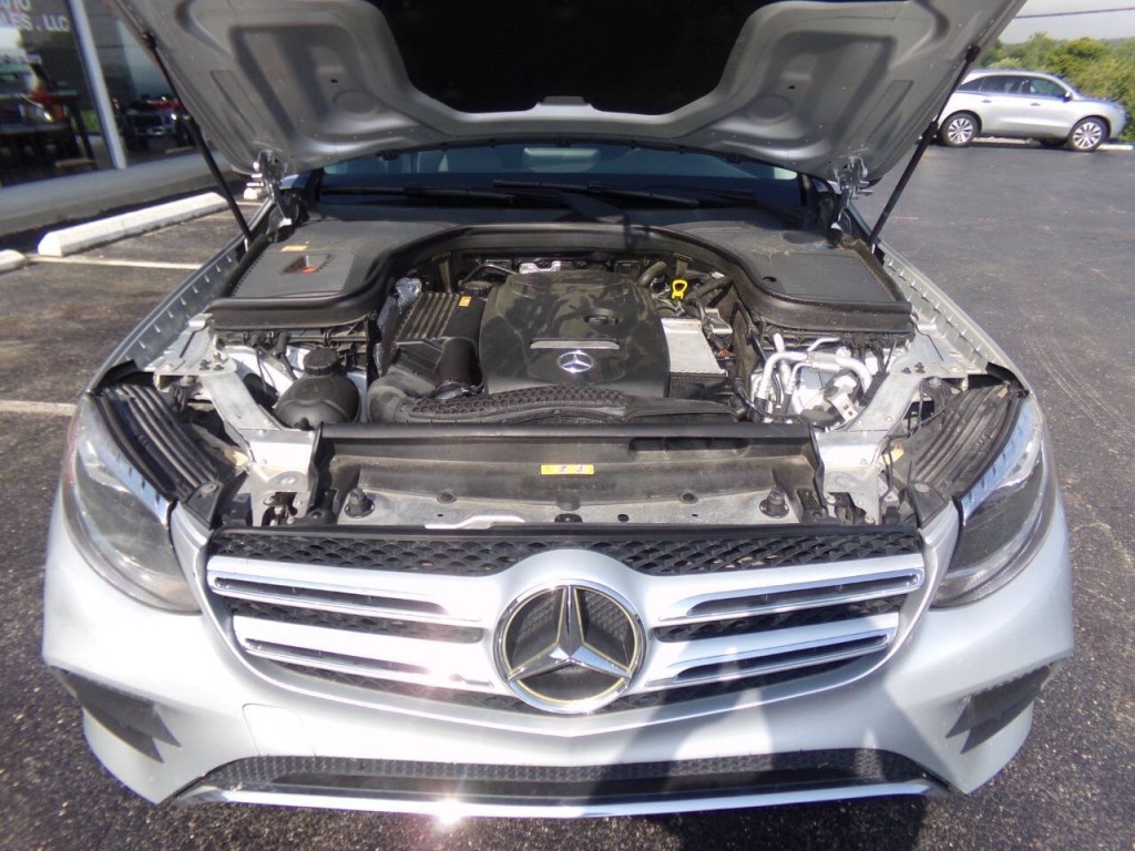 2016 Mercedes-Benz GLC-Class Image 34