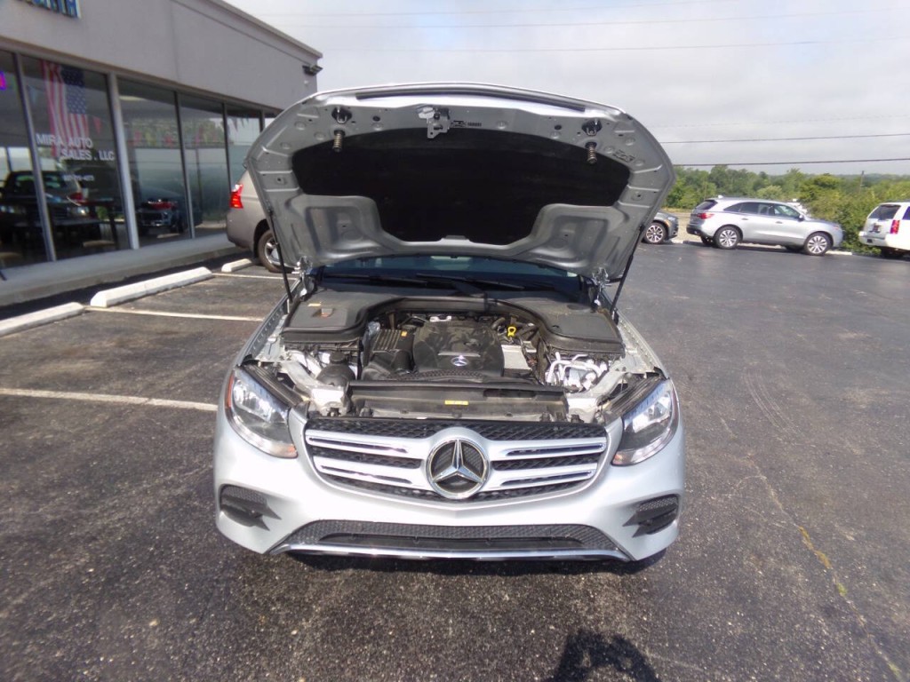 2016 Mercedes-Benz GLC-Class Image 35