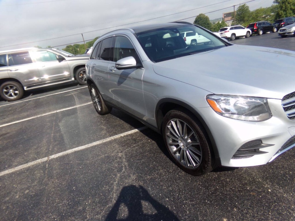 2016 Mercedes-Benz GLC-Class Image 46