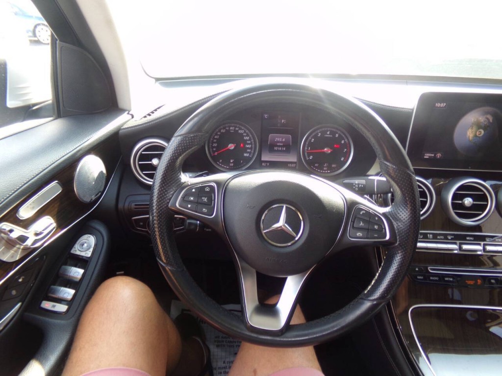 2016 Mercedes-Benz GLC-Class Image 52
