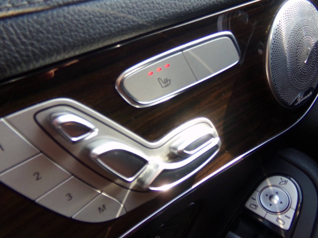 2016 Mercedes-Benz GLC-Class Image 54