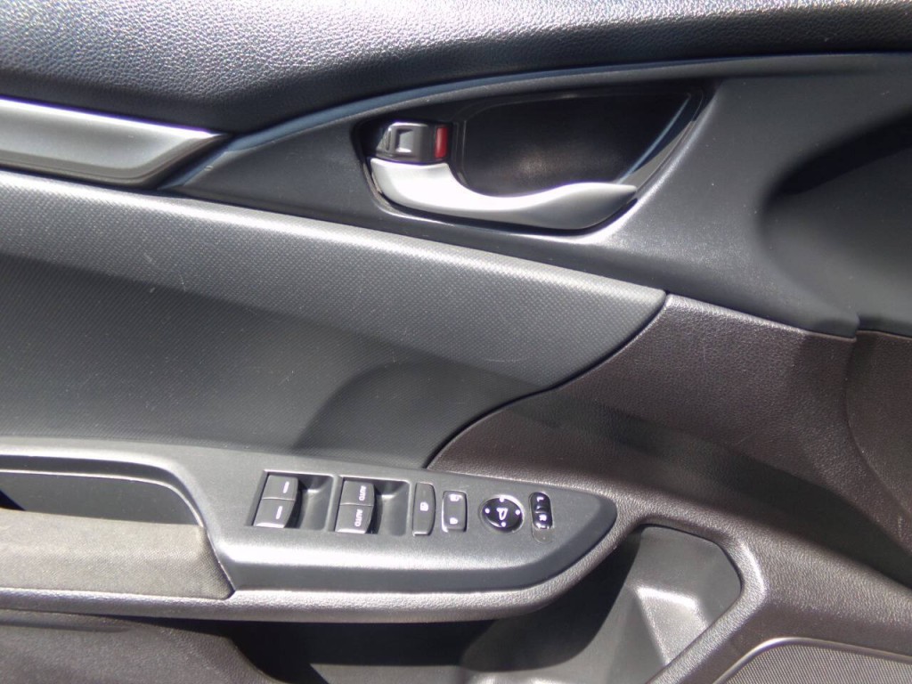 2020 Honda Civic Image 26