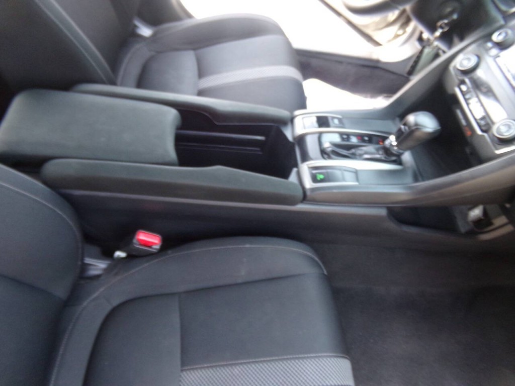 2020 Honda Civic Image 45