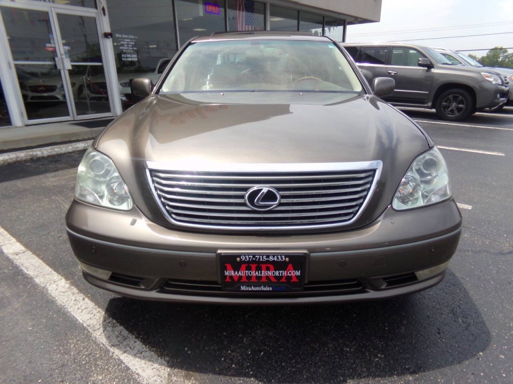 2005 Lexus LS 430 Image 6