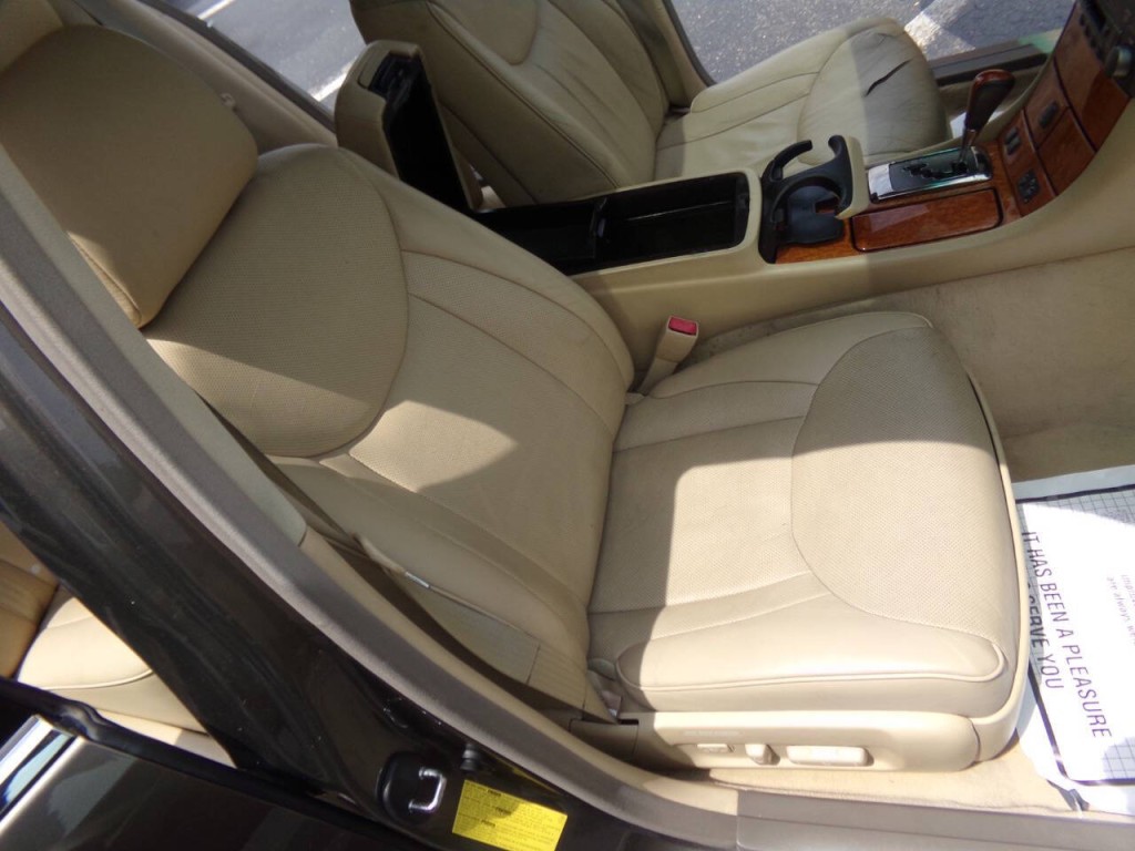 2005 Lexus LS 430 Image 20