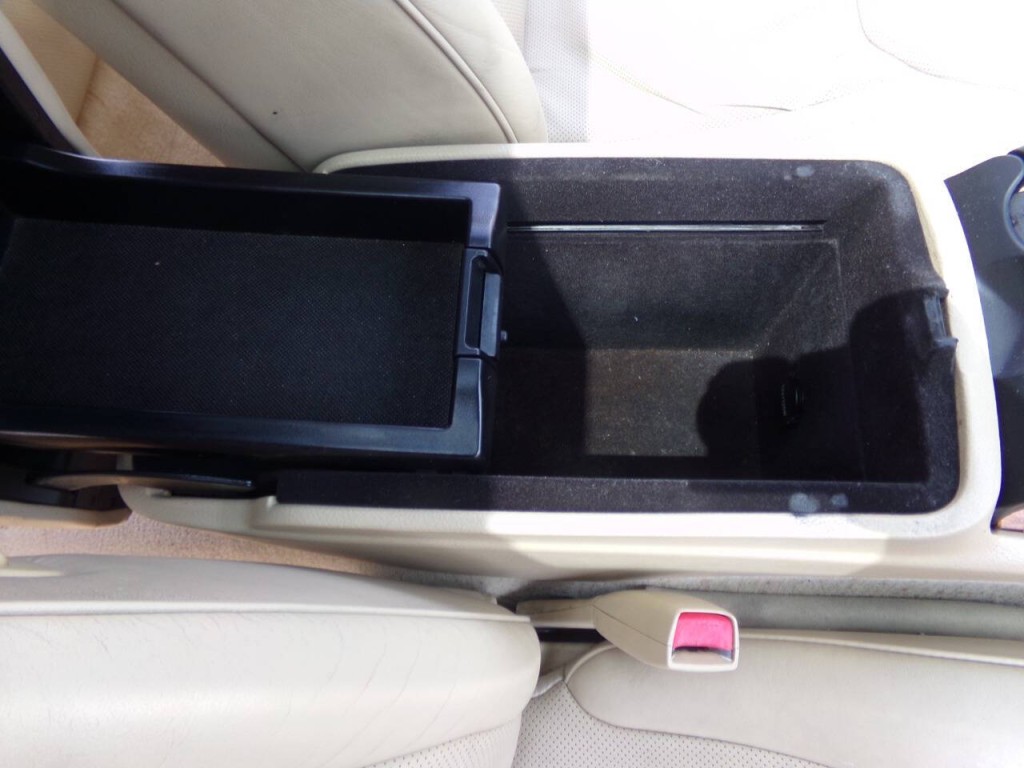 2005 Lexus LS 430 Image 22