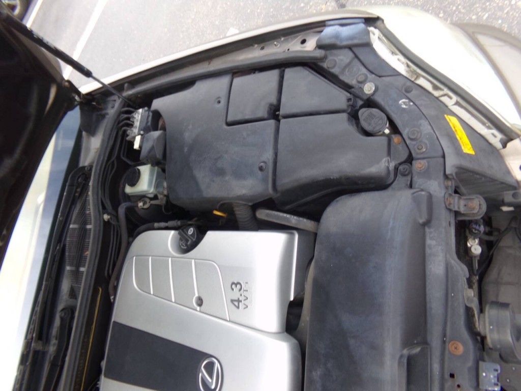 2005 Lexus LS 430 Image 44
