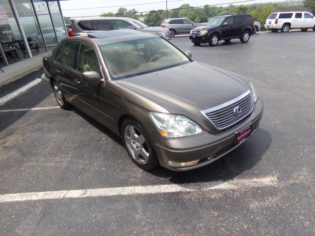 2005 Lexus LS 430 Image 50