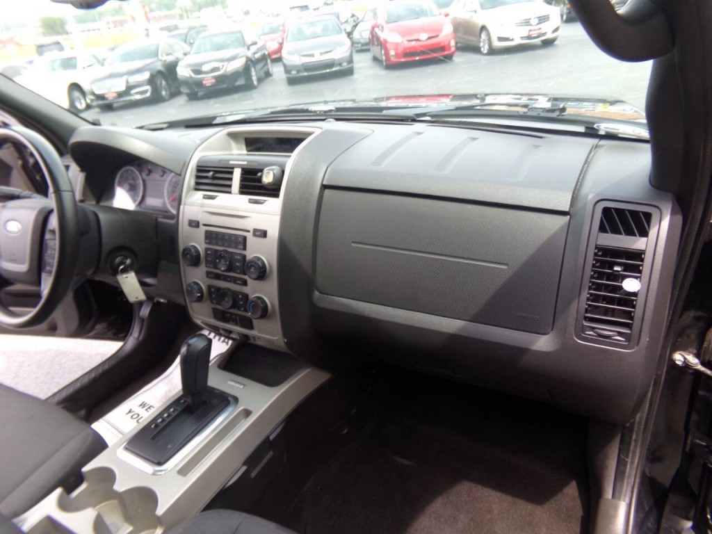 2012 Ford Escape Image 28