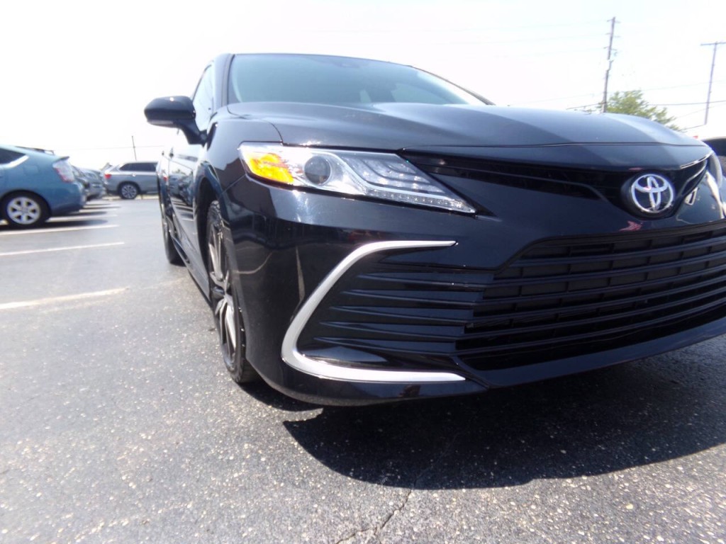 2024 Toyota Camry Image 37