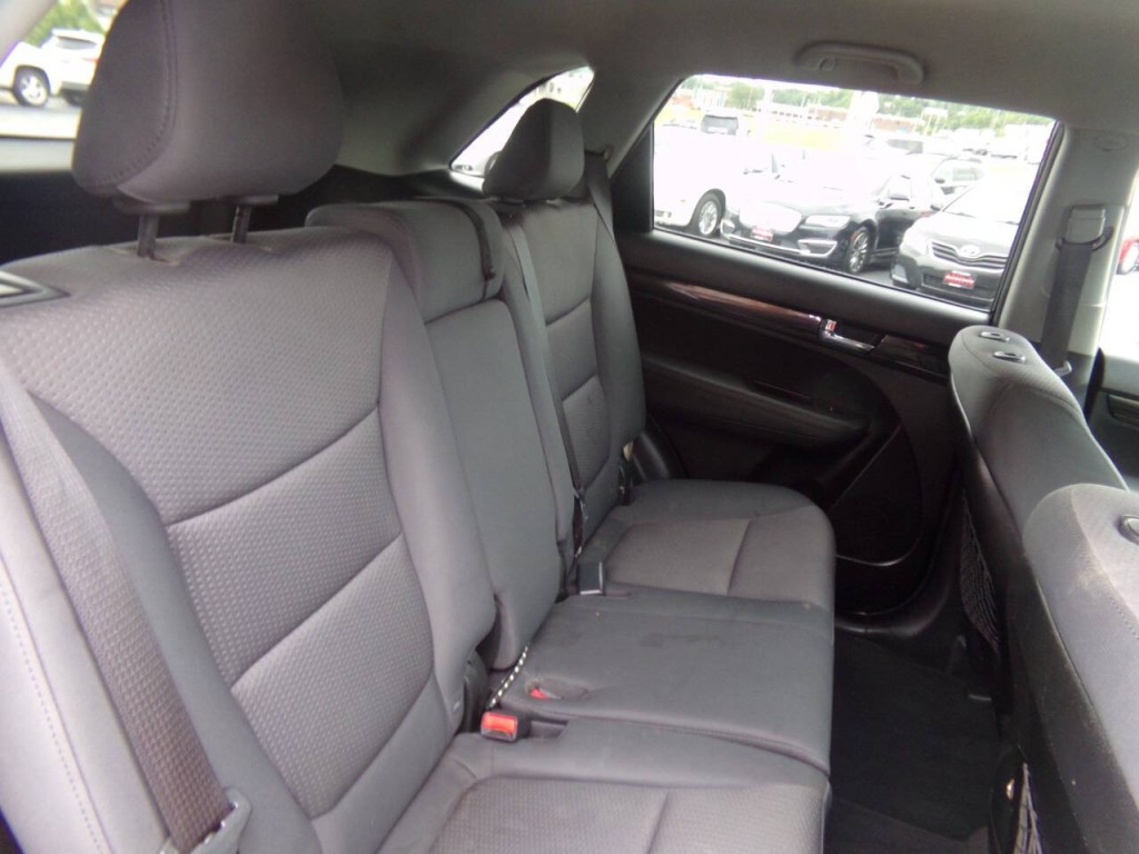2012 Kia Sorento Image 23