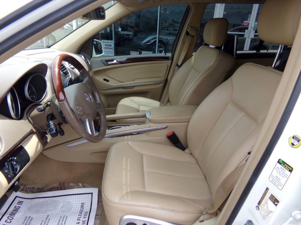 2012 Mercedes-Benz GL-Class Image 9