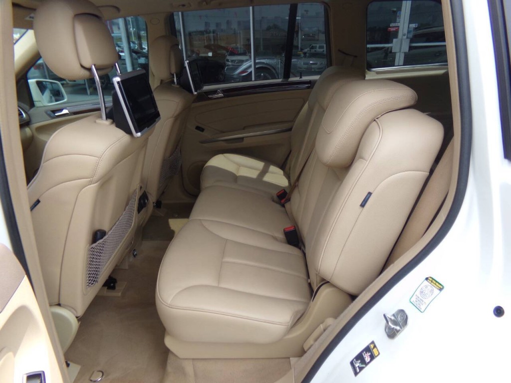 2012 Mercedes-Benz GL-Class Image 11