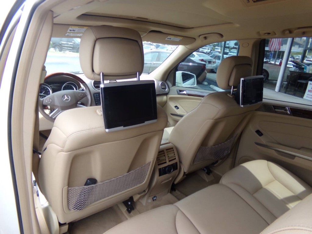 2012 Mercedes-Benz GL-Class Image 12