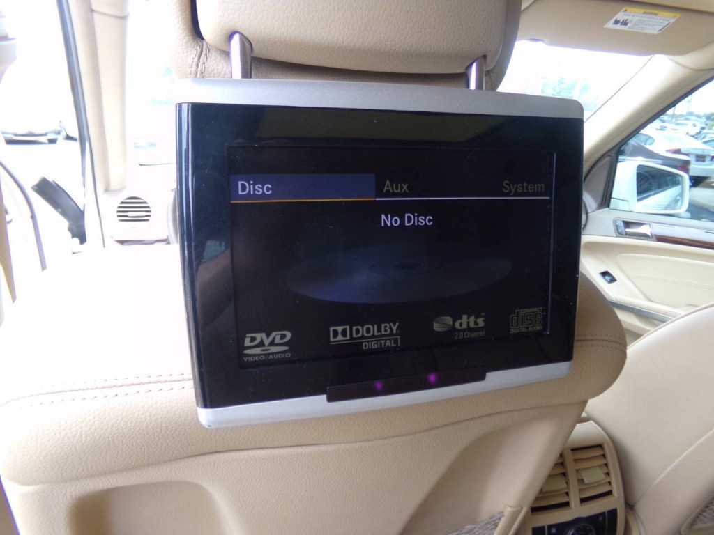 2012 Mercedes-Benz GL-Class Image 16