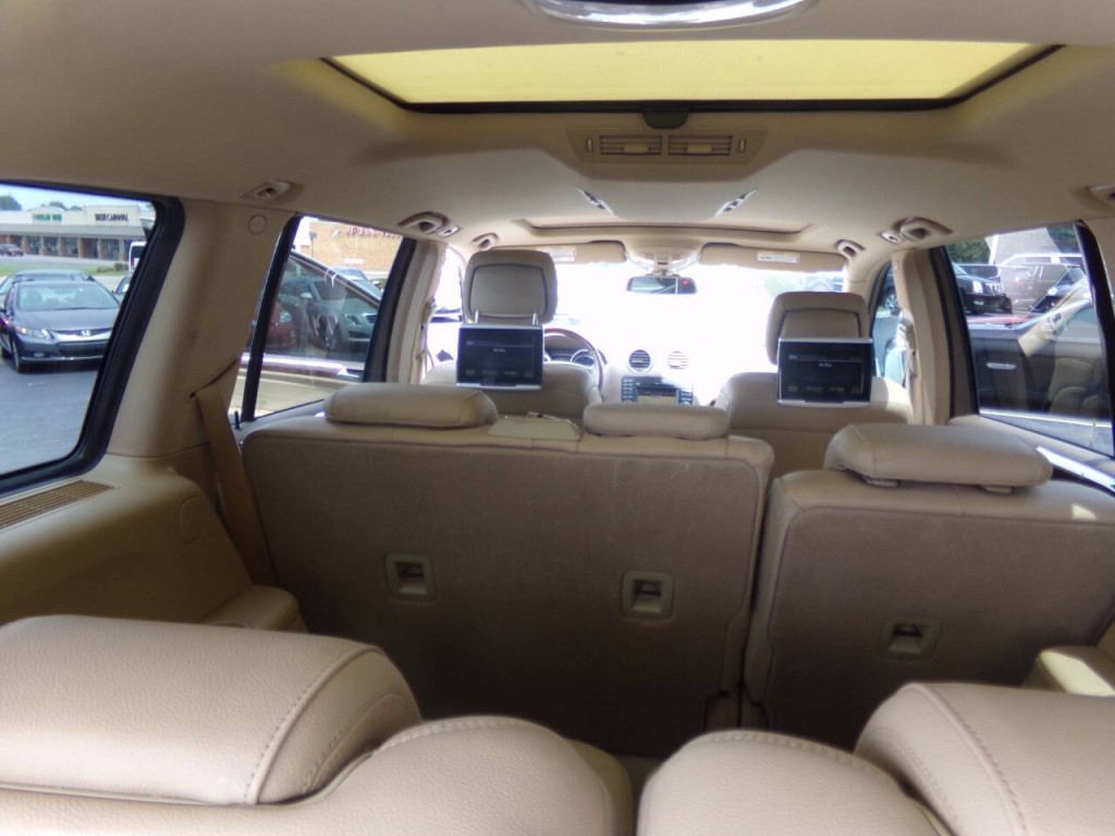 2012 Mercedes-Benz GL-Class Image 25