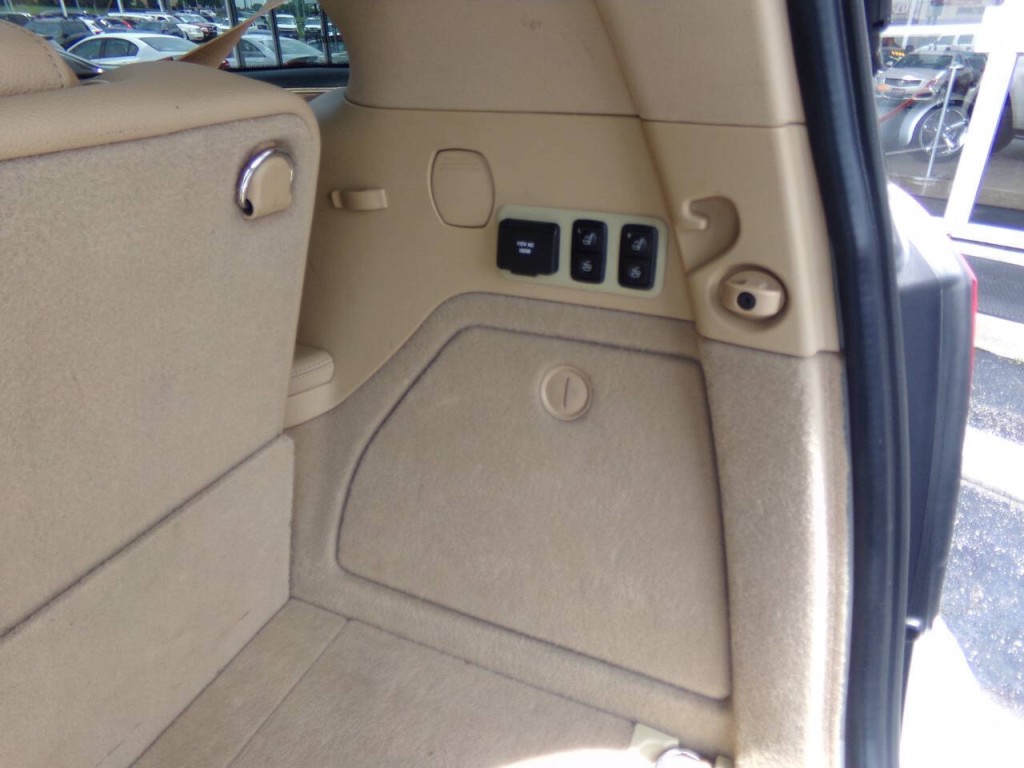 2012 Mercedes-Benz GL-Class Image 27