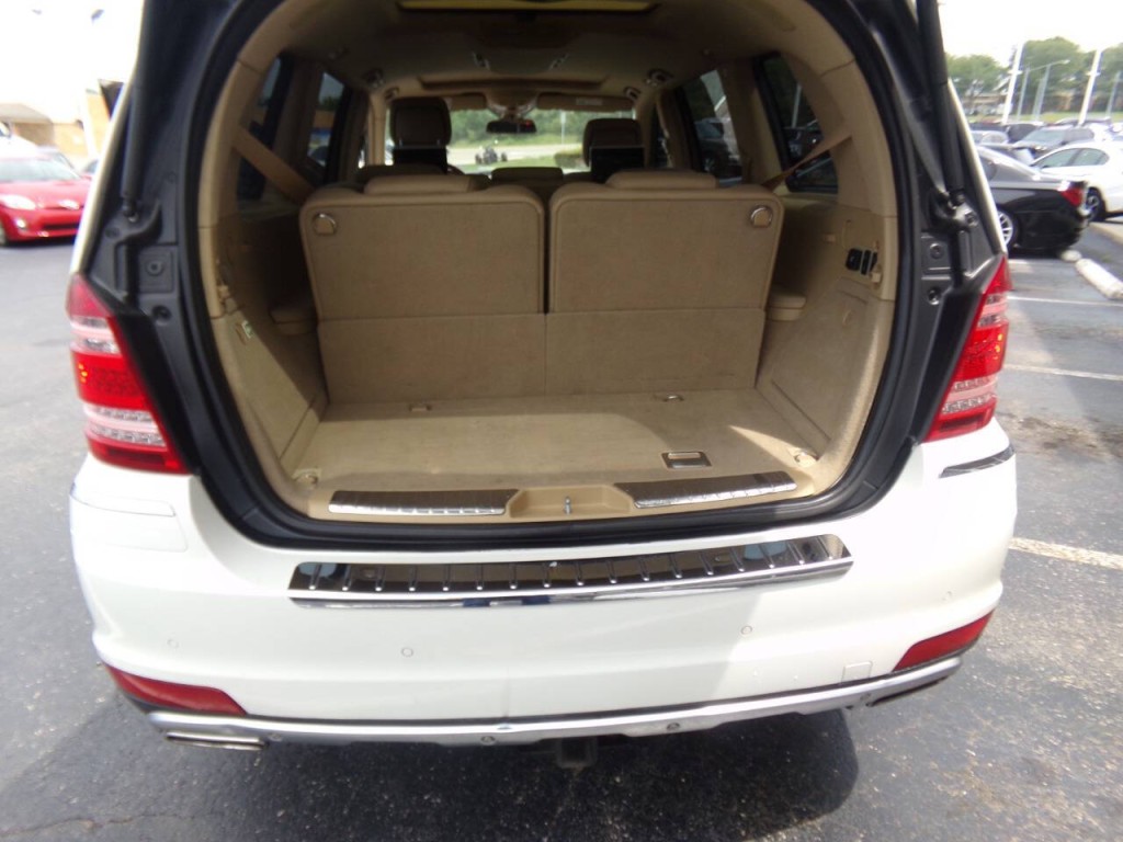 2012 Mercedes-Benz GL-Class Image 30