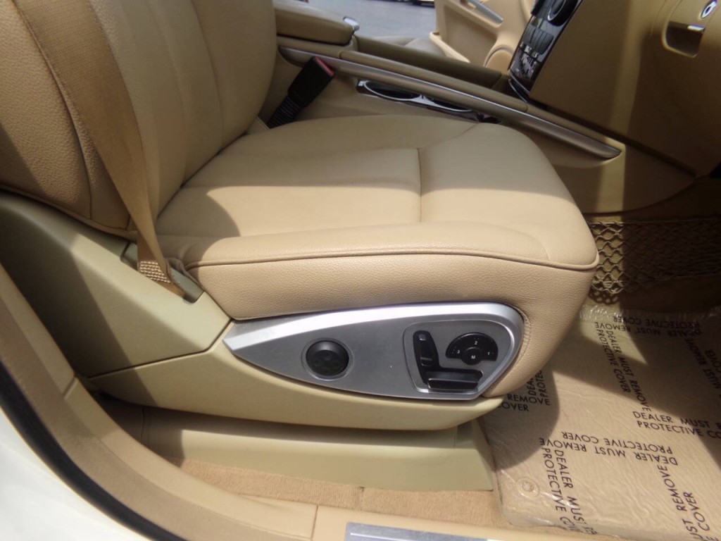 2012 Mercedes-Benz GL-Class Image 38