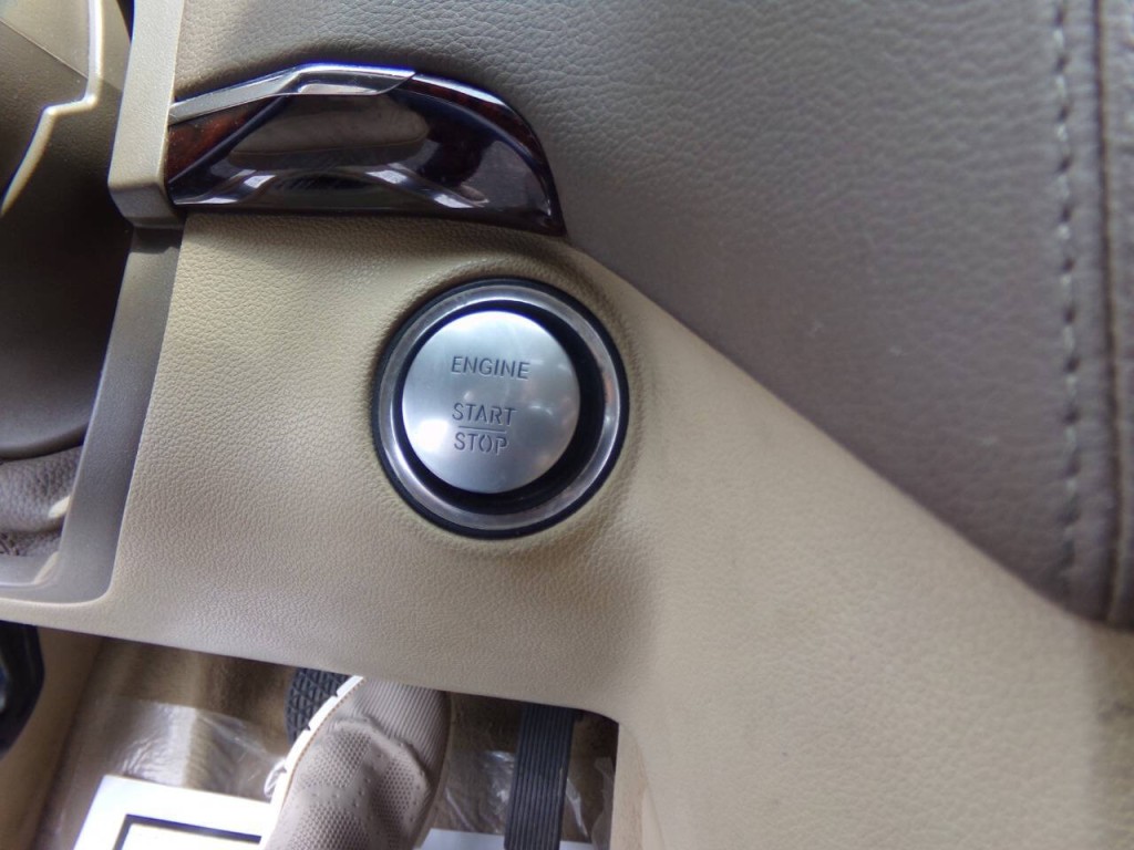 2012 Mercedes-Benz GL-Class Image 51
