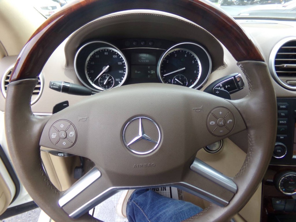 2012 Mercedes-Benz GL-Class Image 56