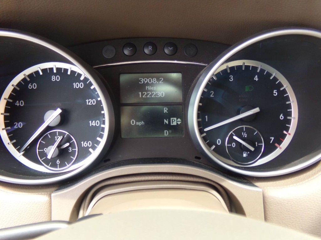 2012 Mercedes-Benz GL-Class Image 57