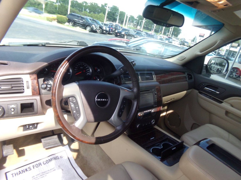 2012 GMC Yukon Image 8