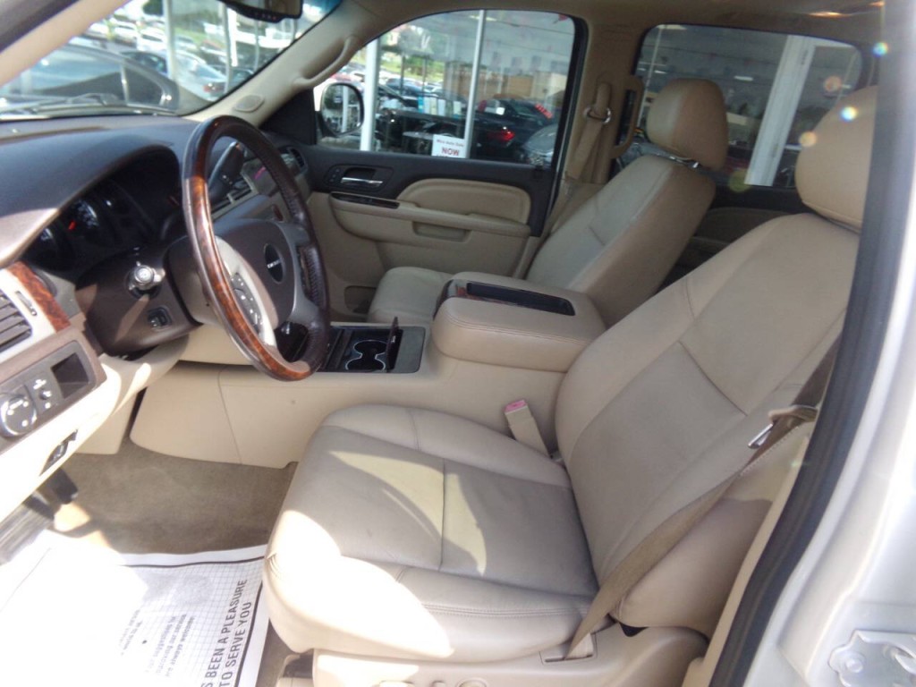 2012 GMC Yukon Image 9