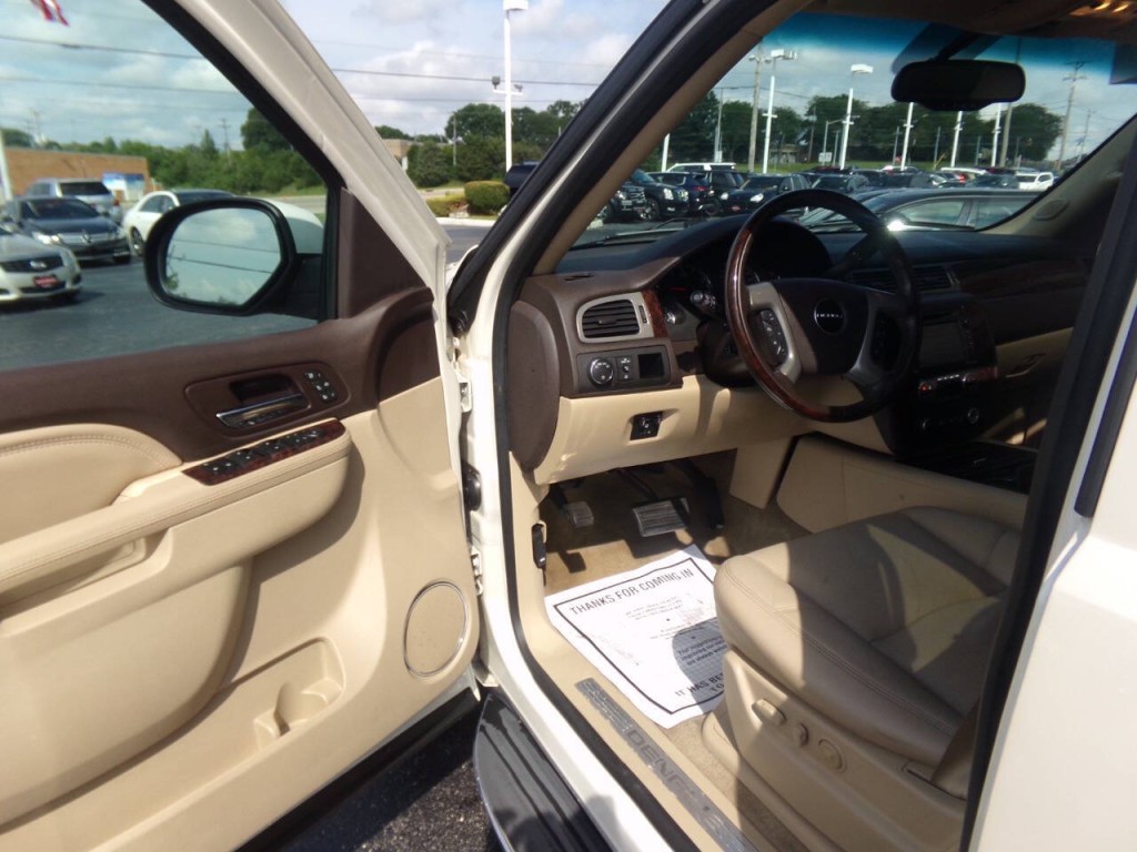 2012 GMC Yukon Image 11