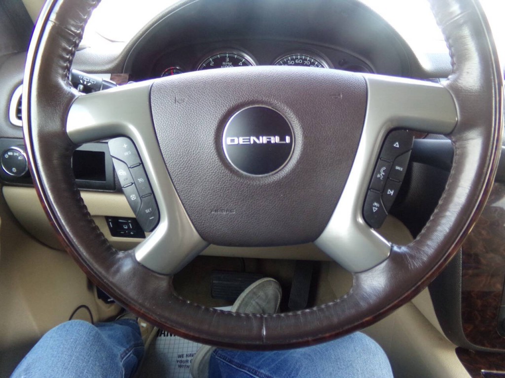 2012 GMC Yukon Image 41