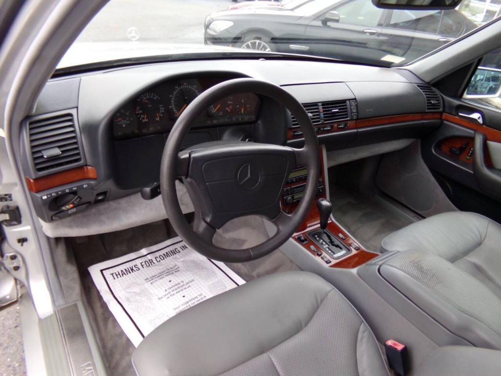 1997 Mercedes-Benz S-Class Image 9