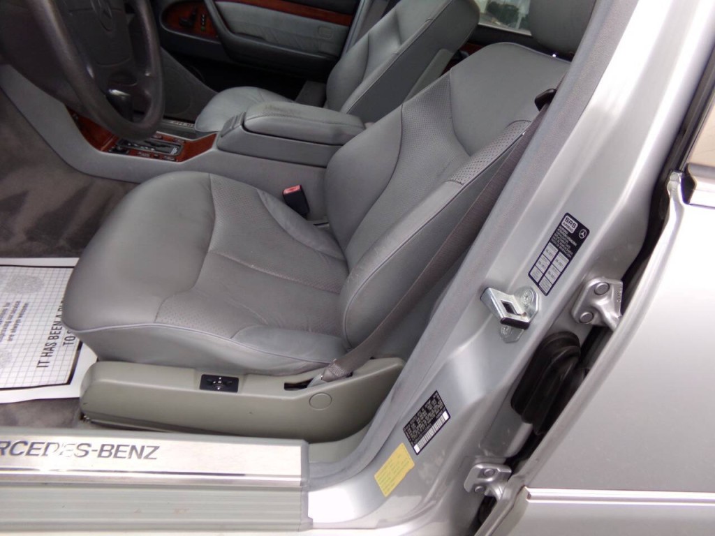 1997 Mercedes-Benz S-Class Image 13