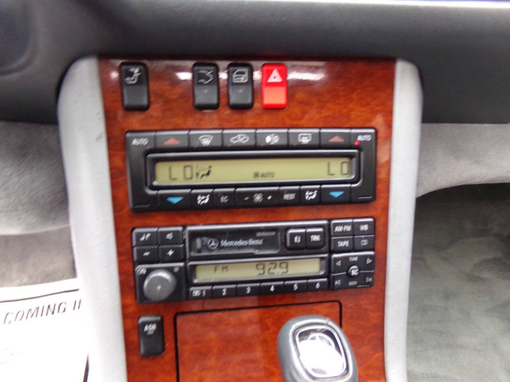 1997 Mercedes-Benz S-Class Image 17