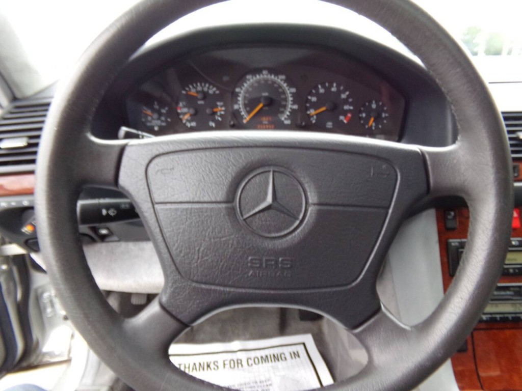1997 Mercedes-Benz S-Class Image 24