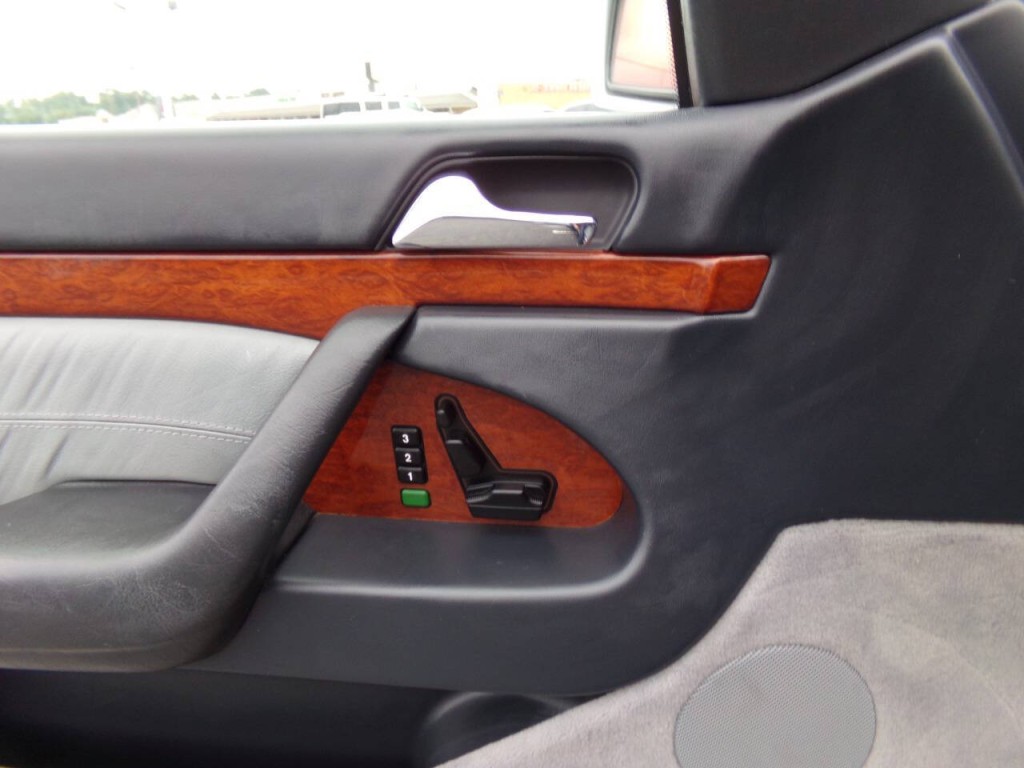 1997 Mercedes-Benz S-Class Image 34