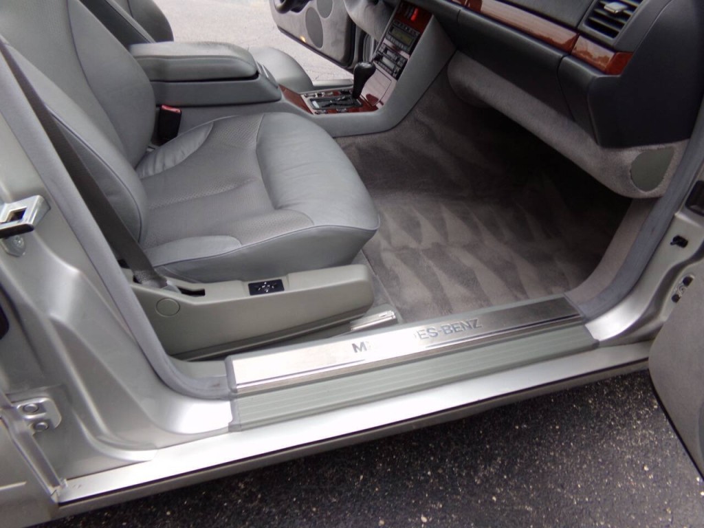 1997 Mercedes-Benz S-Class Image 65