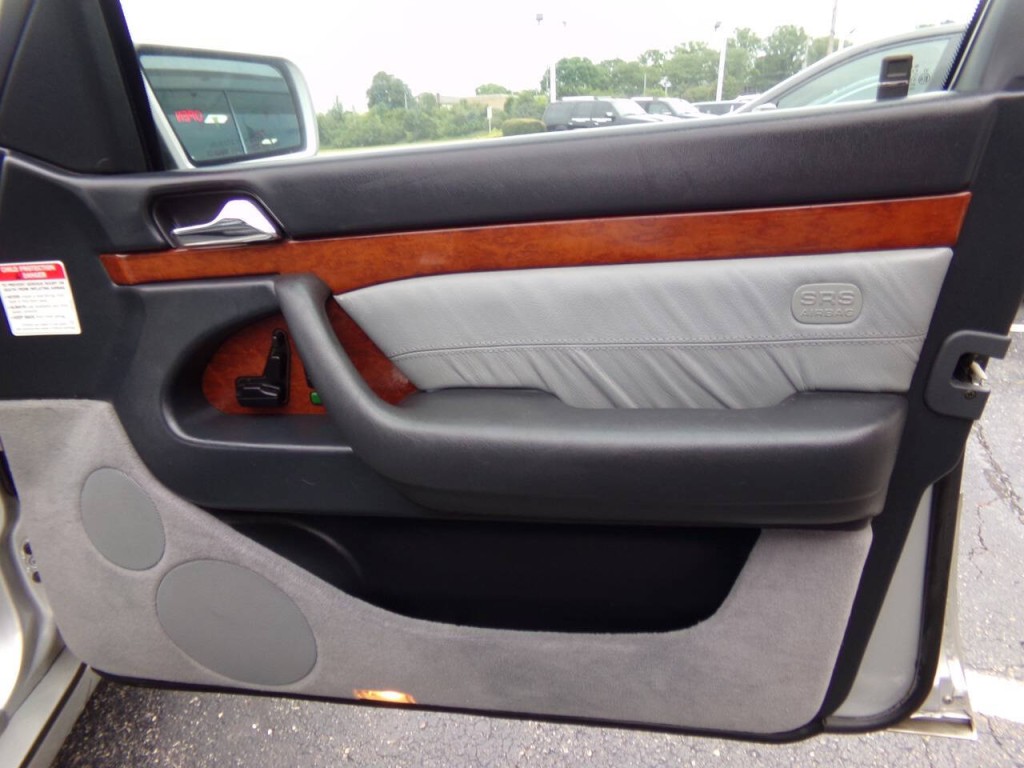 1997 Mercedes-Benz S-Class Image 71